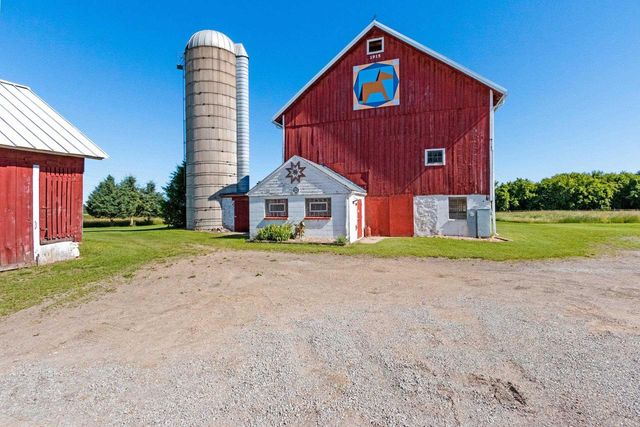 W444 CARLSON LANE, Oconto Falls, WI 54154