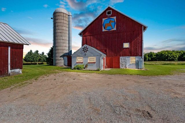 W444 CARLSON LANE, Oconto Falls, WI 54154