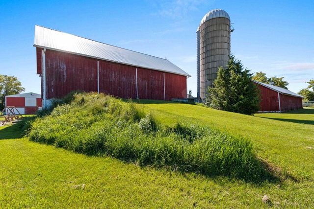 W444 CARLSON LANE, Oconto Falls, WI 54154