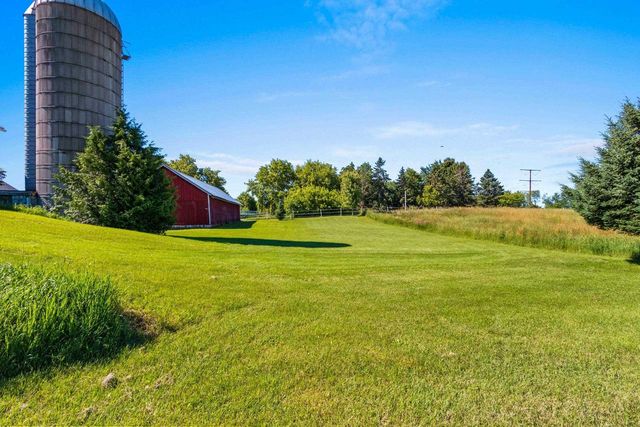 W444 CARLSON LANE, Oconto Falls, WI 54154