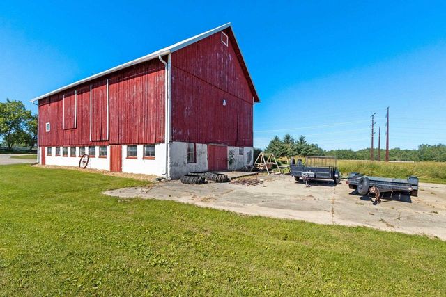W444 CARLSON LANE, Oconto Falls, WI 54154