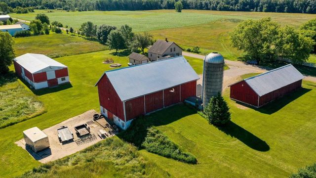 W444 CARLSON LANE, Oconto Falls, WI 54154