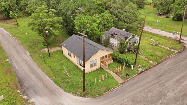 101 Outlar Road, Wharton, TX 77488