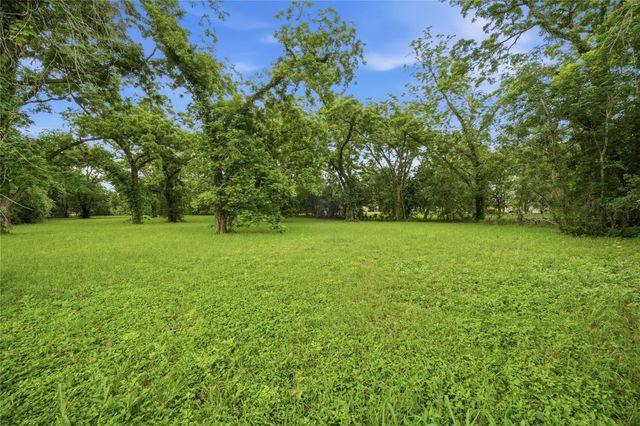 101 Outlar Road, Wharton, TX 77488