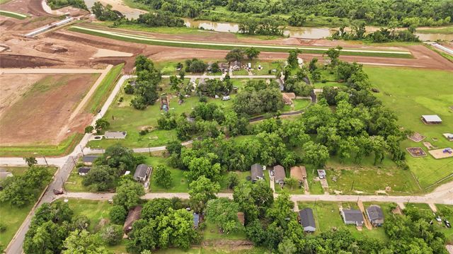 101 Outlar Road, Wharton, TX 77488