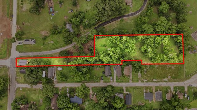 101 Outlar Road, Wharton, TX 77488