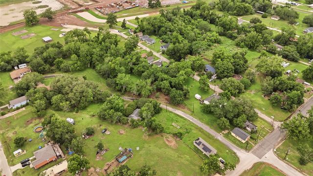 101 Outlar Road, Wharton, TX 77488