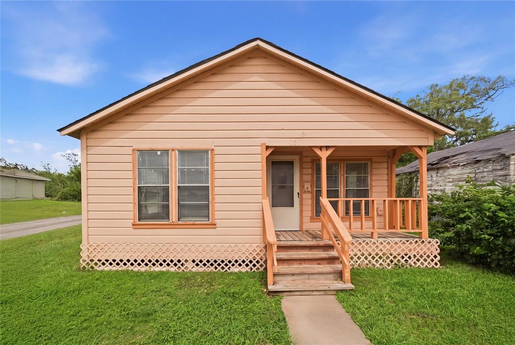 101 Outlar Road, Wharton, TX 77488