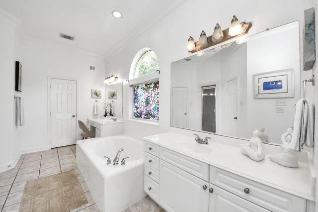1904 Stonegrove Court, Pearland, TX 77581