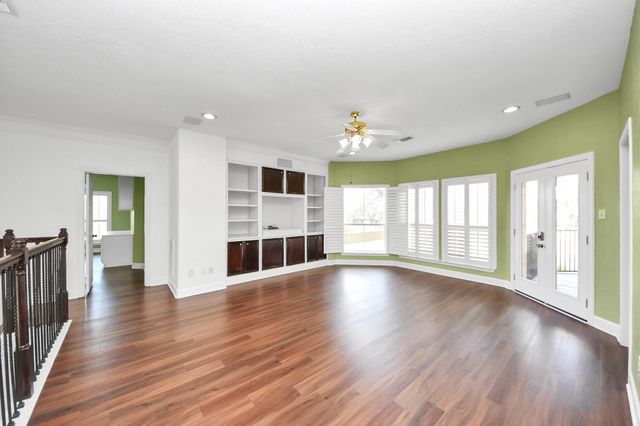 1904 Stonegrove Court, Pearland, TX 77581