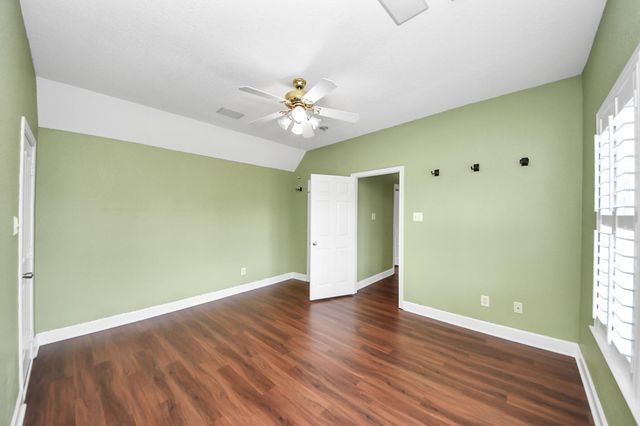 1904 Stonegrove Court, Pearland, TX 77581