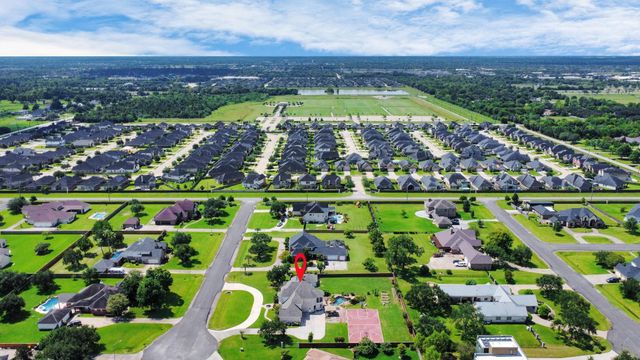 1904 Stonegrove Court, Pearland, TX 77581