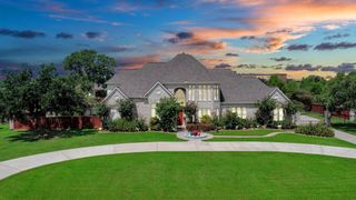 1904 Stonegrove Court, Pearland, TX 77581