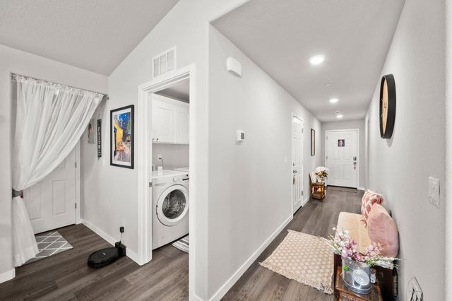 4176 Gossamer St, Roseville, CA 95747