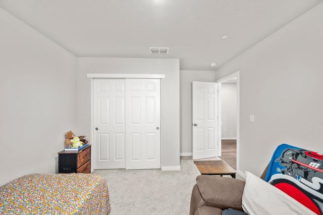 4176 Gossamer St, Roseville, CA 95747