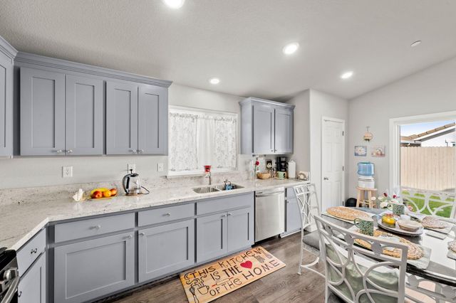 4176 Gossamer St, Roseville, CA 95747