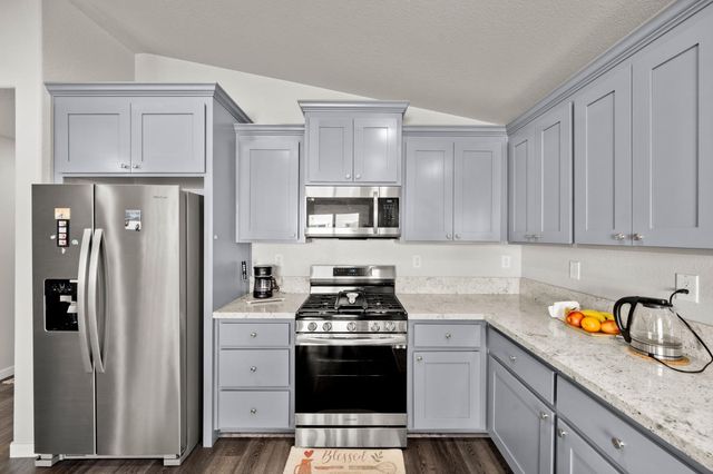 4176 Gossamer St, Roseville, CA 95747