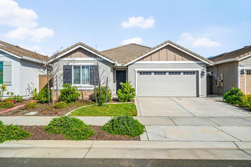 4176 Gossamer St, Roseville, CA 95747
