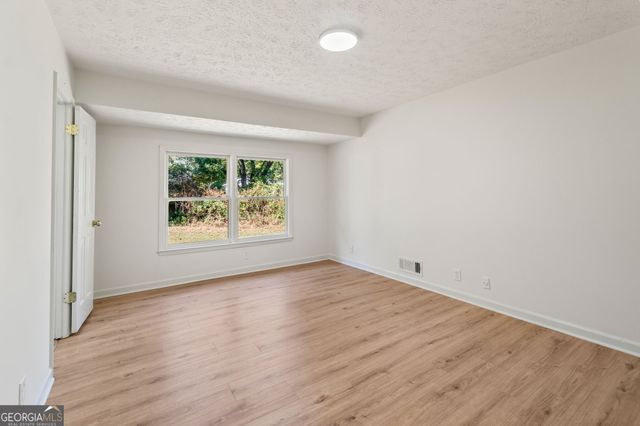 1791 Crestridge Circle NW, Conyers, GA 30012