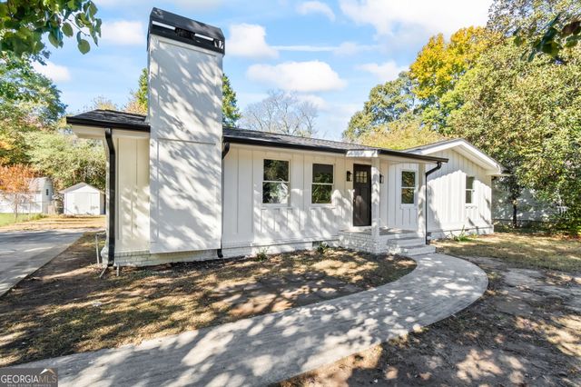 1791 Crestridge Circle NW, Conyers, GA 30012