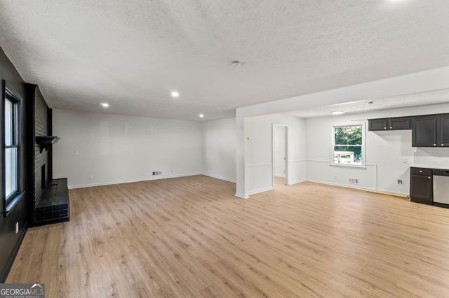 1791 Crestridge Circle NW, Conyers, GA 30012