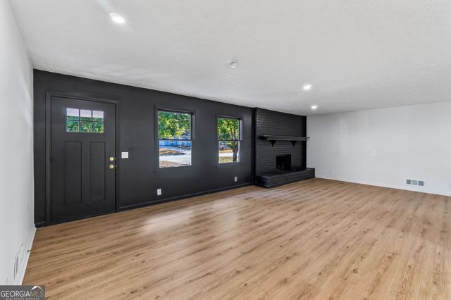 1791 Crestridge Circle NW, Conyers, GA 30012