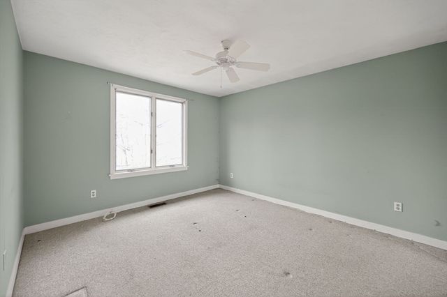 15 Poppasquash Rd 15, North Attleboro, MA 02760