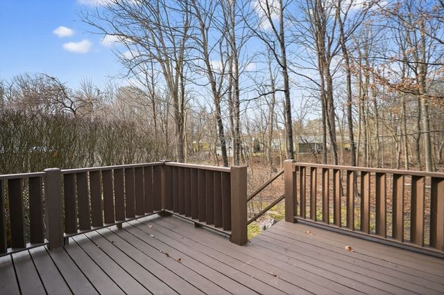 15 Poppasquash Rd 15, North Attleboro, MA 02760