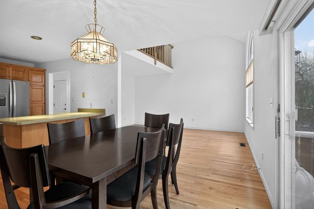 15 Poppasquash Rd 15, North Attleboro, MA 02760