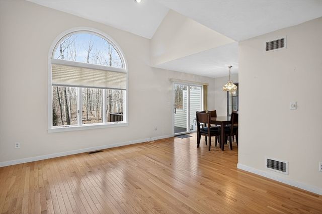 15 Poppasquash Rd 15, North Attleboro, MA 02760