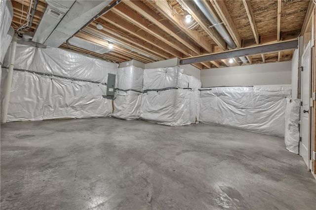 14017 HASKINS Street, Overland Park, KS 66221