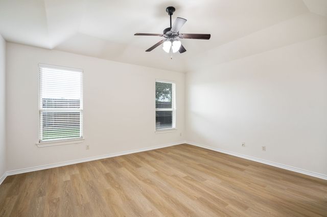 10425 Old Eagle River Lane, Mckinney, TX 75072