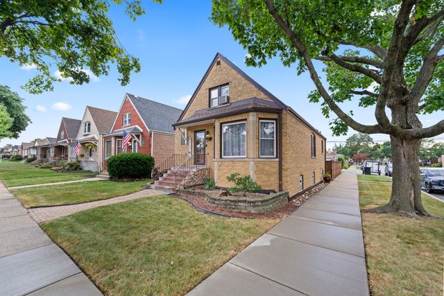 5300 S Narragansett Avenue, Chicago, IL 60638