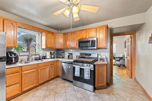 5300 S Narragansett Avenue, Chicago, IL 60638