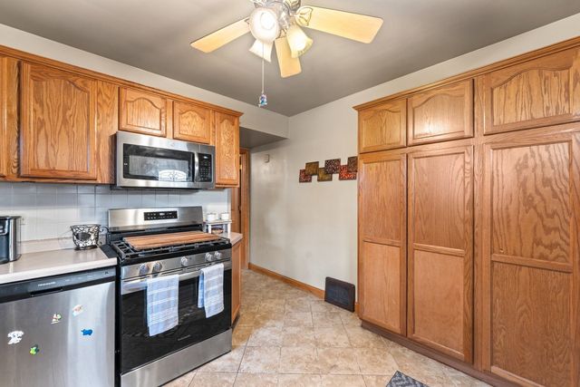 5300 S Narragansett Avenue, Chicago, IL 60638