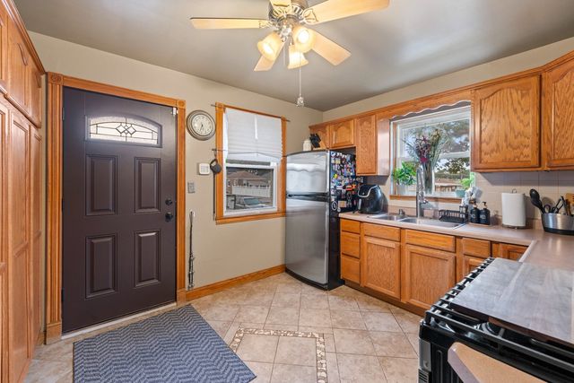 5300 S Narragansett Avenue, Chicago, IL 60638