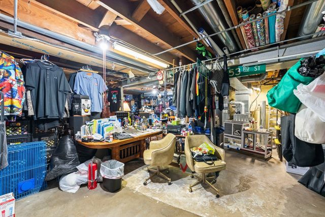 5300 S Narragansett Avenue, Chicago, IL 60638