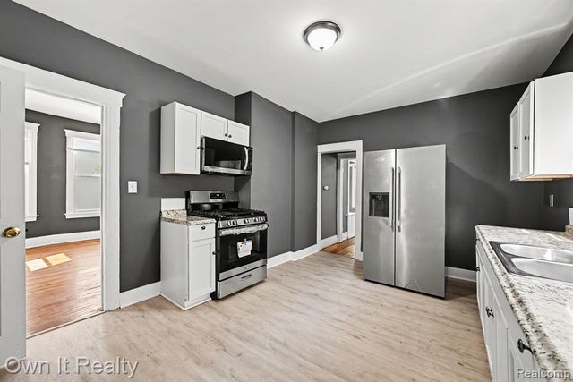 44 Maple Street, River Rouge, MI 48218