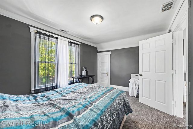 44 Maple Street, River Rouge, MI 48218