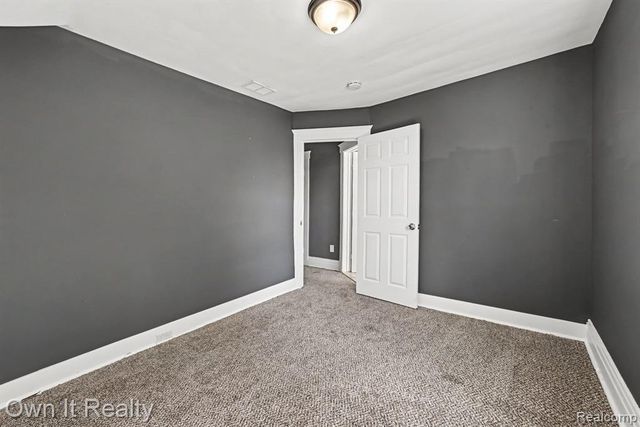 44 Maple Street, River Rouge, MI 48218