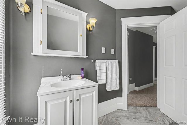 44 Maple Street, River Rouge, MI 48218