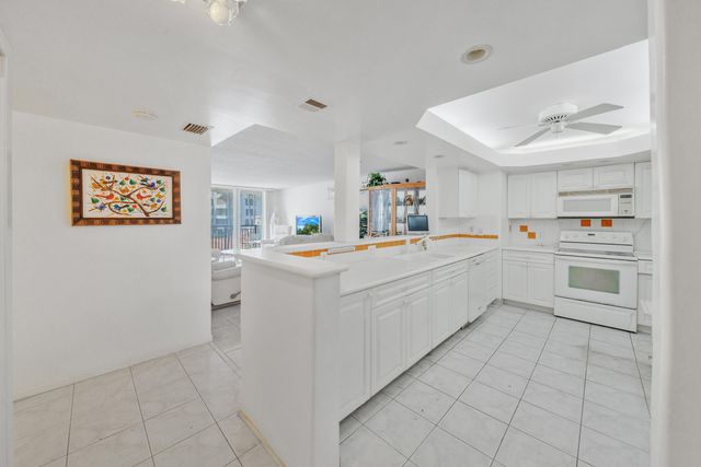 1149 HILLSBORO MILE 307, Hillsboro Beach, FL 33062