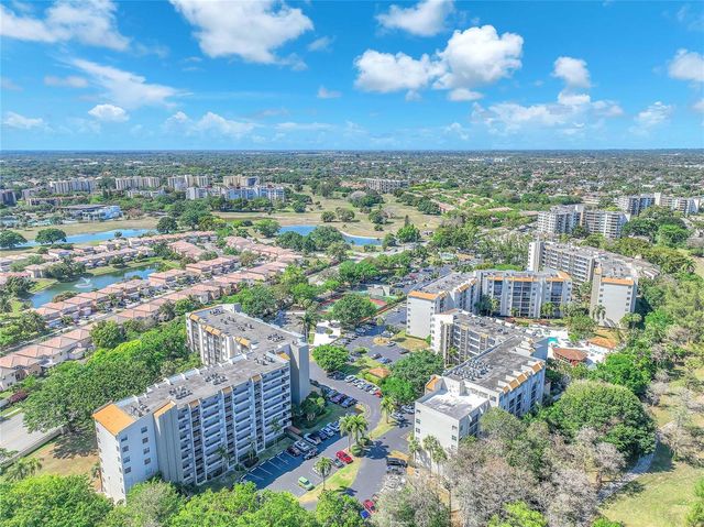 3910 Inverrary Boulevard 308-B, Lauderhill, FL 33319