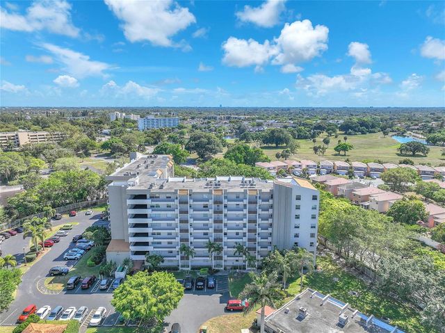 3910 Inverrary Boulevard 308-B, Lauderhill, FL 33319