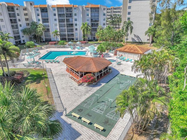 3910 Inverrary Boulevard 308-B, Lauderhill, FL 33319