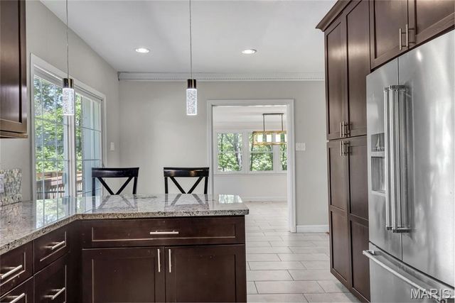 9 Modoc Trail, Kirkwood, MO 63122