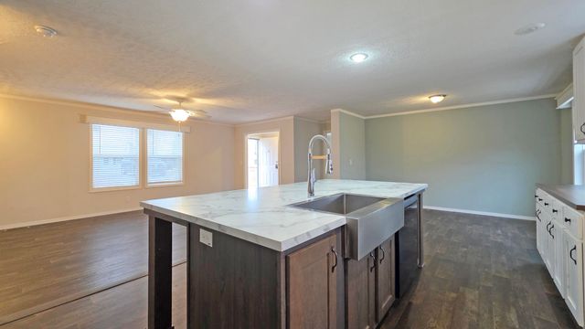 301 Kentucky 578, Annville, KY 40402