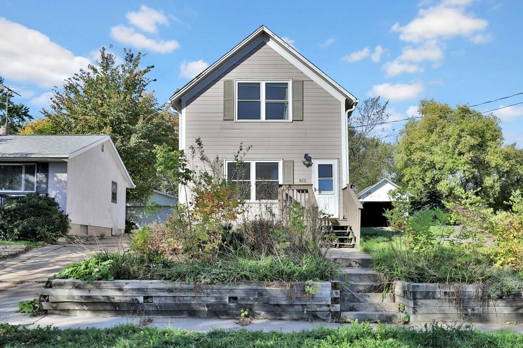 922 6th Street S, Stillwater, MN 55082 — exterior