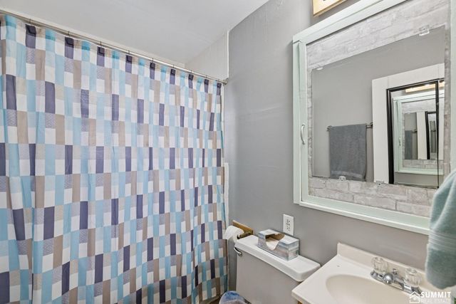 6943 Platte Avenue, Lincoln, NE 68507