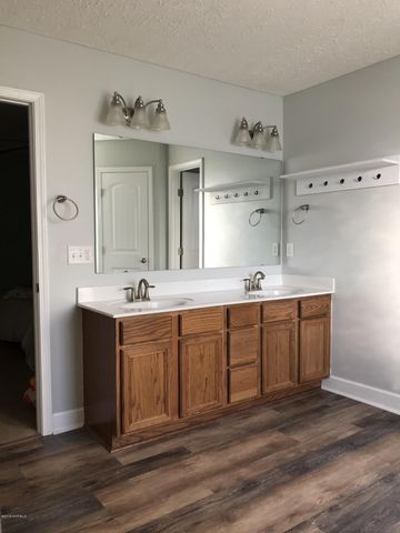 404 Amaryllis Lane, Holly Ridge, NC 28445